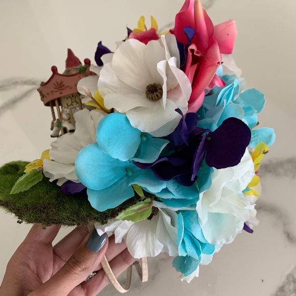 Horse Carousel & Flower Custom Fascinator / Hat main image 9